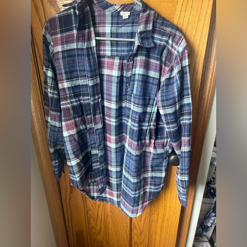 Oversized Plaid Button-Up Shirt in Blue and Purple